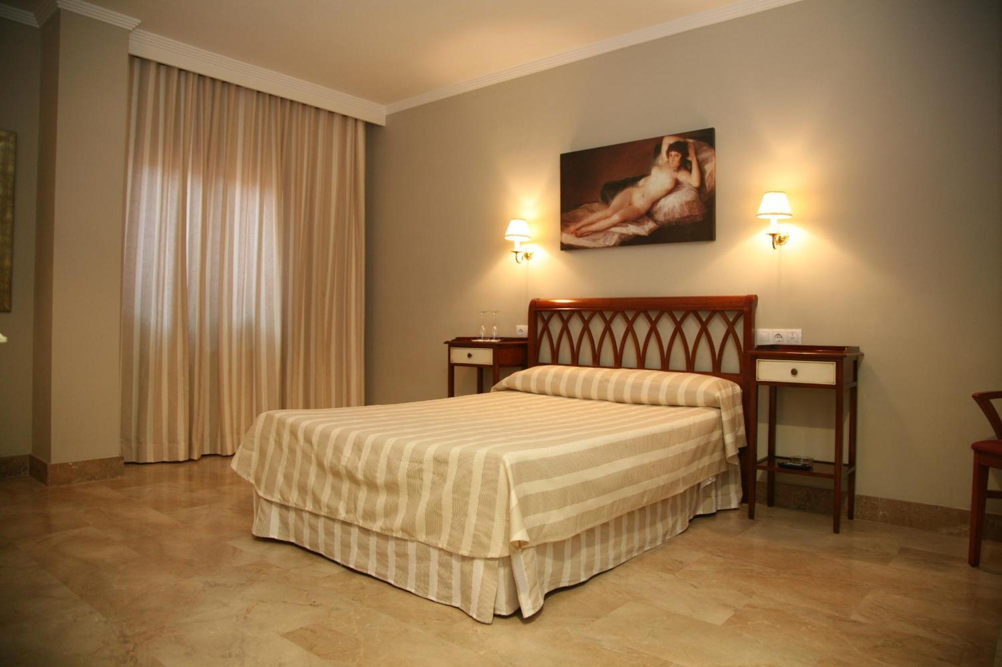 Hotel Torre Del Oro La Rinconada Dış mekan fotoğraf